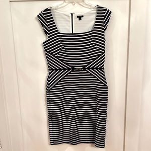 Ann Taylor Blue/White Striped Dress Size 4